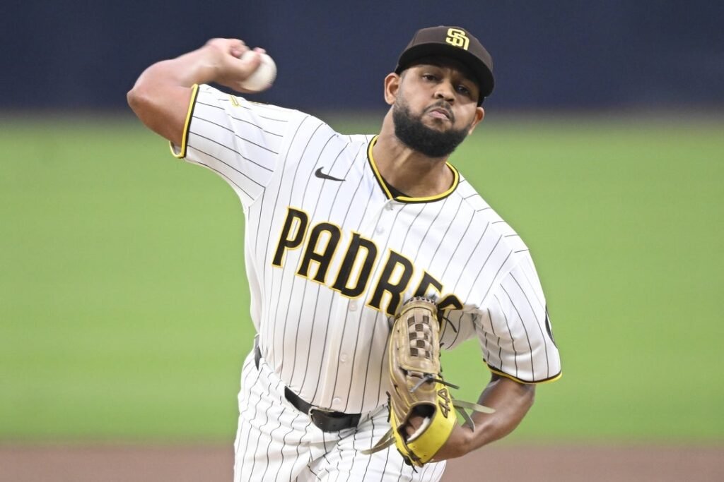 Containing Cubs’ offense next quest for Padres’ Randy Vasquez Containing Cubs' offense next quest for Padres' Randy Vasquez
