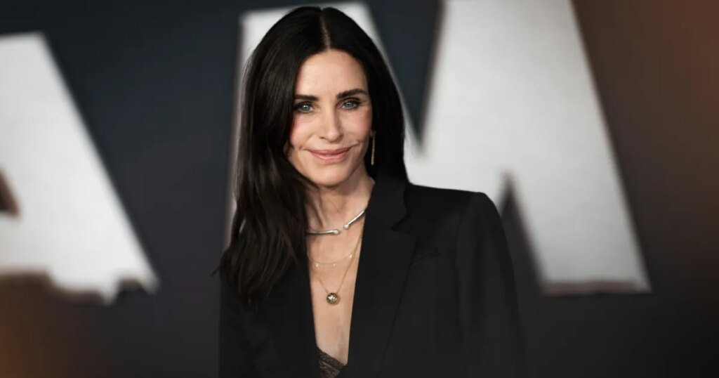 Courteney Cox Concealer Is This $28 Formula That Delivers