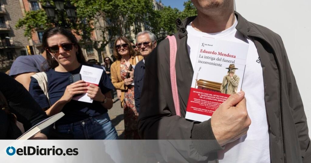 Eduardo Mendoza y Regina Rodríguez Sirvent lideran las ventas de Sant Jordi