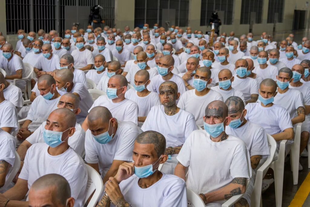 El Salvador tries nearly 500 Mara Salvatrucha gang leaders amid international criticism