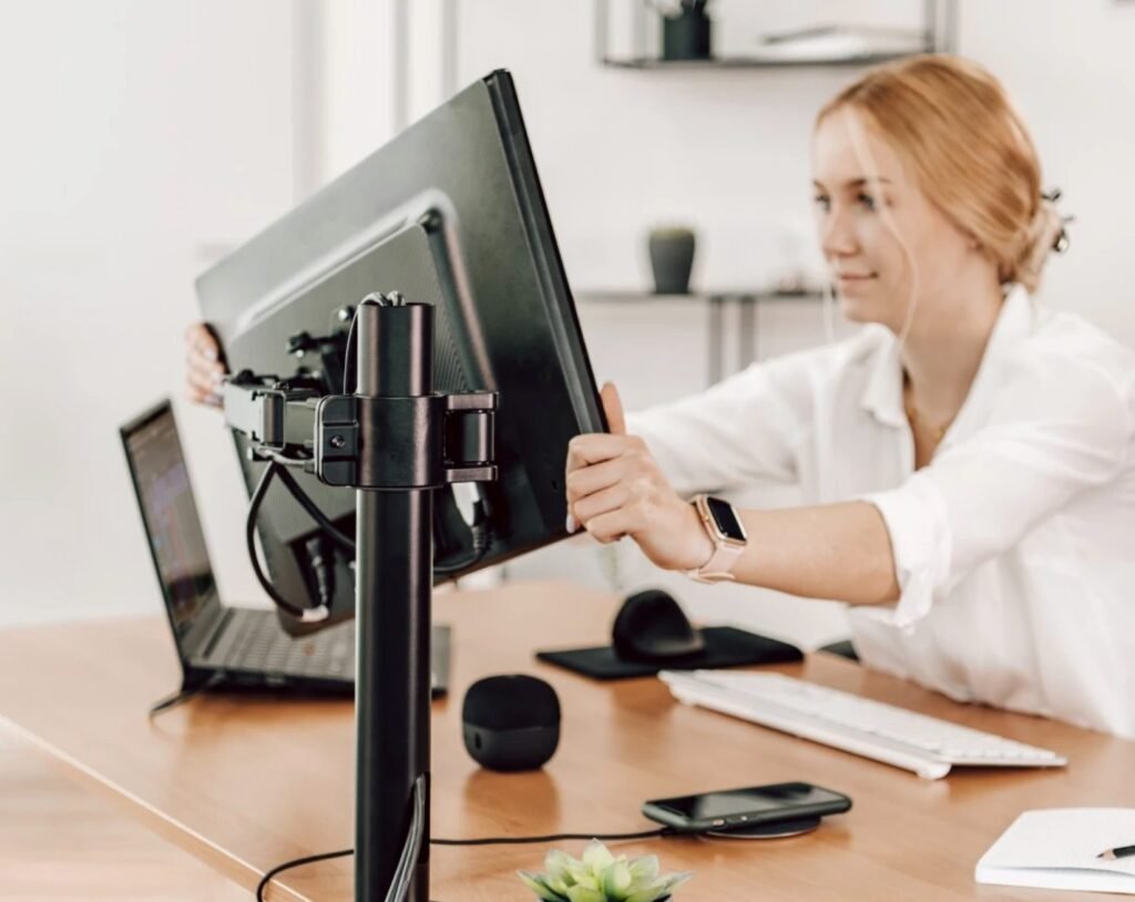 Ergonomía en el puesto de trabajo: guía práctica para pymes