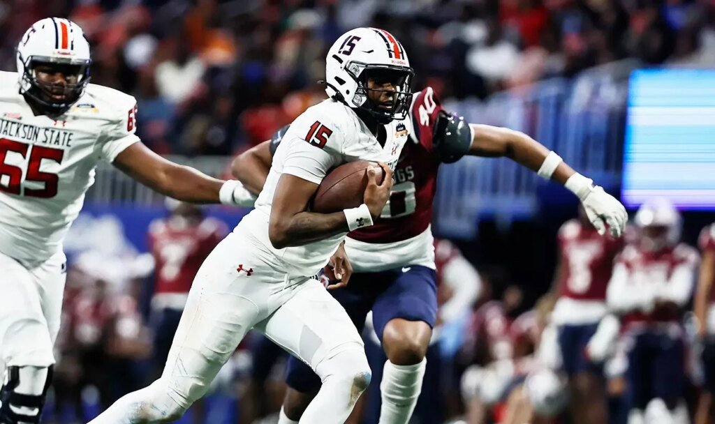 Hamilton Tiger-Cats sign QB JaCobian Morgan, one other