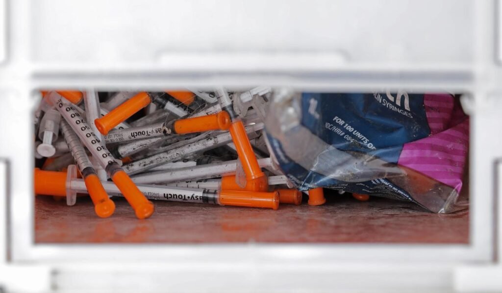 Homeless encampment pops back up in Seattle park less than a day after being cleared