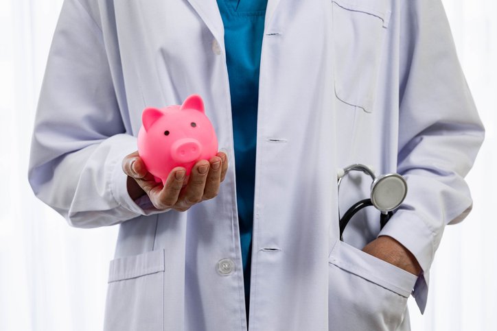 Hospital Margins Squeeze as Costs Outpace Revenue Growth Hospital Margins Squeeze as Costs Outpace Revenue Growth