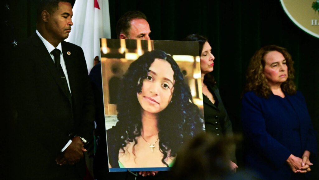 How Did the Late Teenager Die? – Hollywood Life