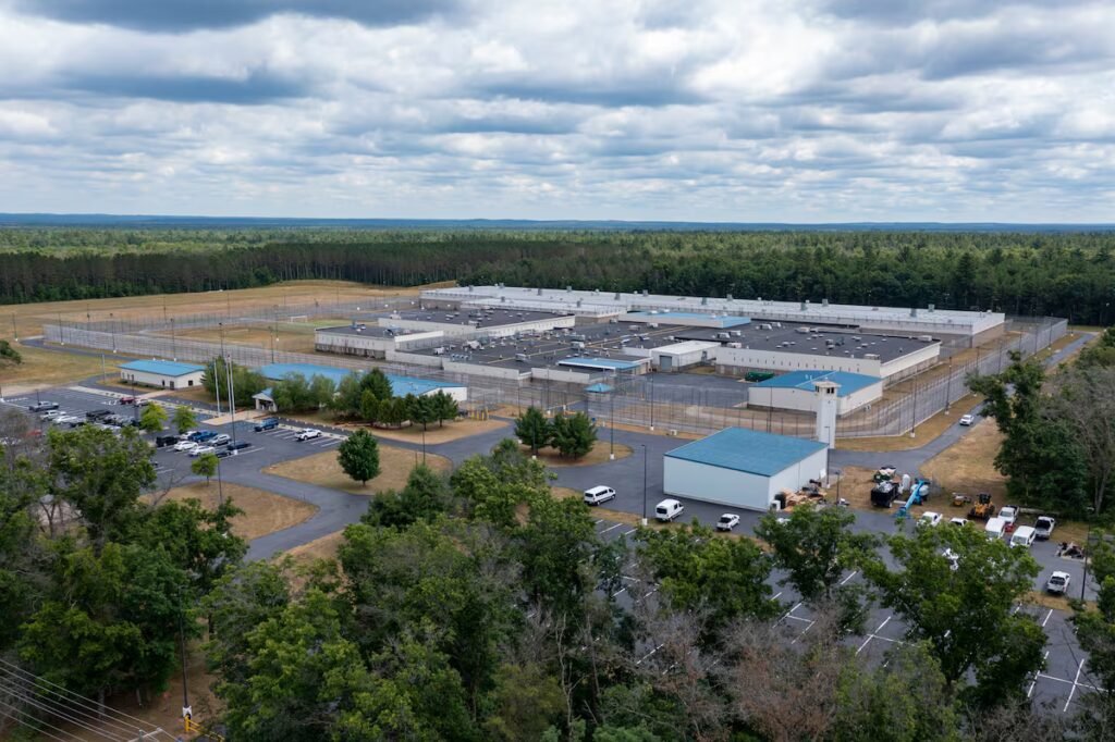 Hundreds of detainees resume hunger strike at Michigan’s largest immigration detention center | U.S.