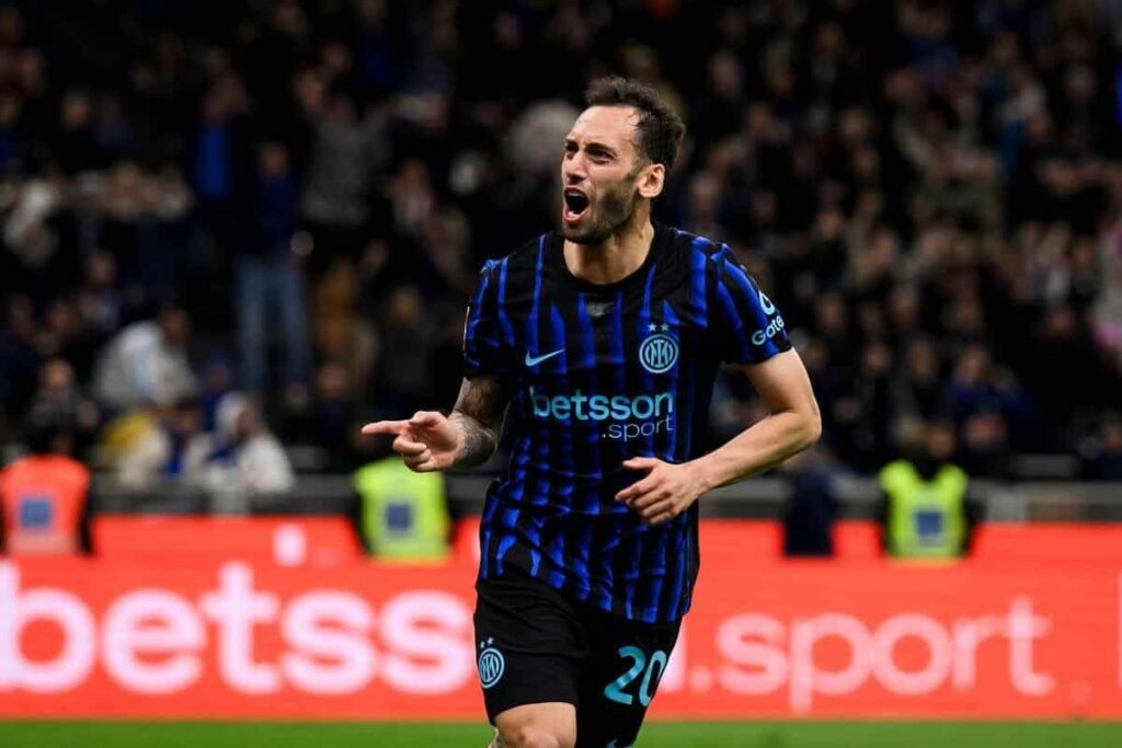 Inter double dream alive after Calhanoglu inspires comeback