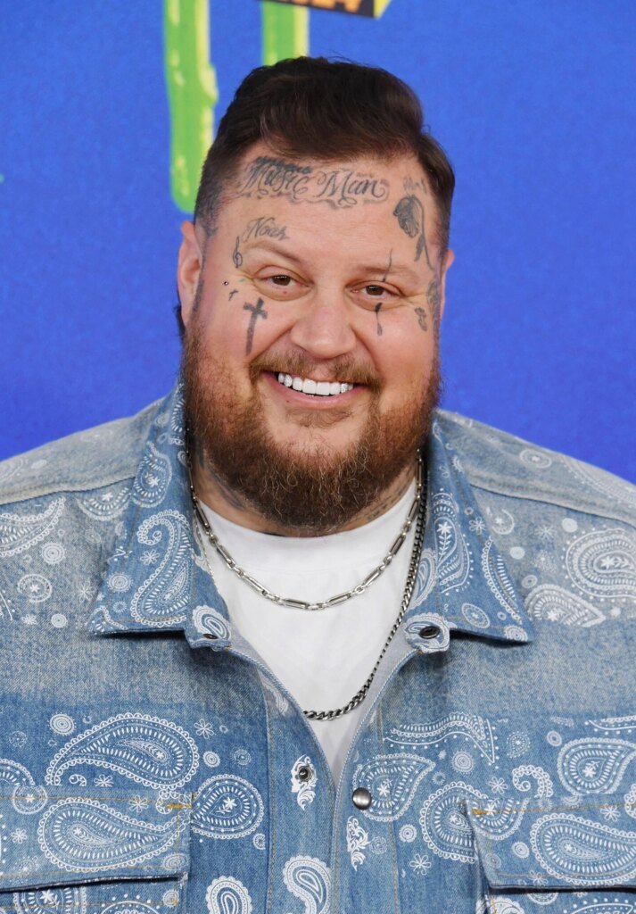 Jelly Roll Reveals Fear After Weight Gain Setback