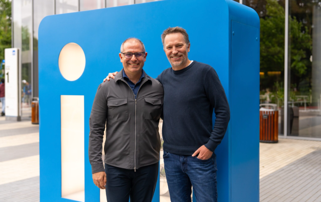 LinkedIn’s CEO is moving on; please hold your tearful video tributes