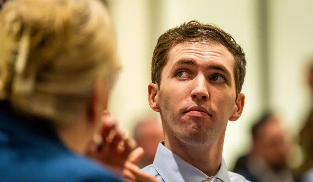 Man accused of killing Charlie Kirk pushes to ban cameras from court