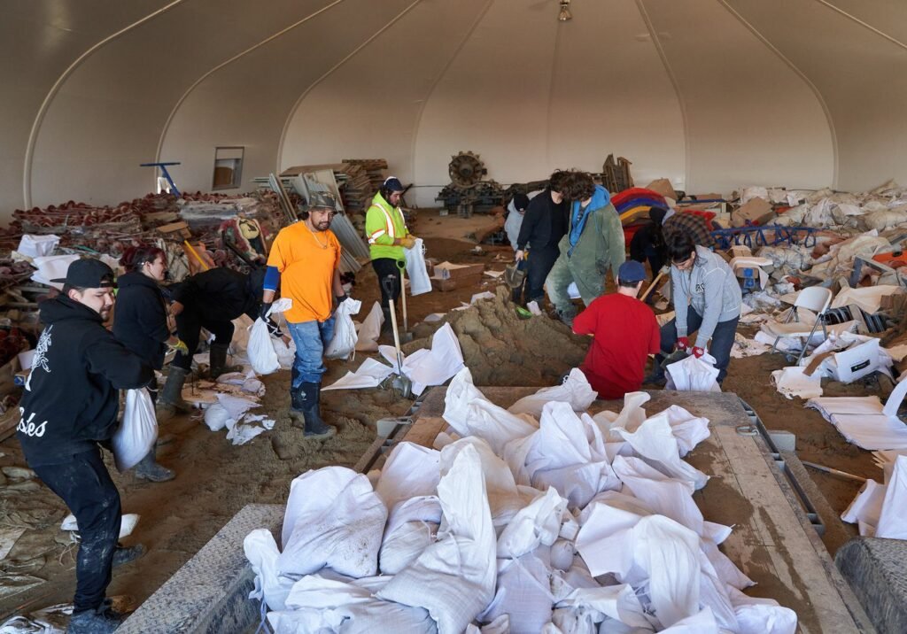 Manitoba Premier Kinew to visit Peguis First Nation as community preps for flooding