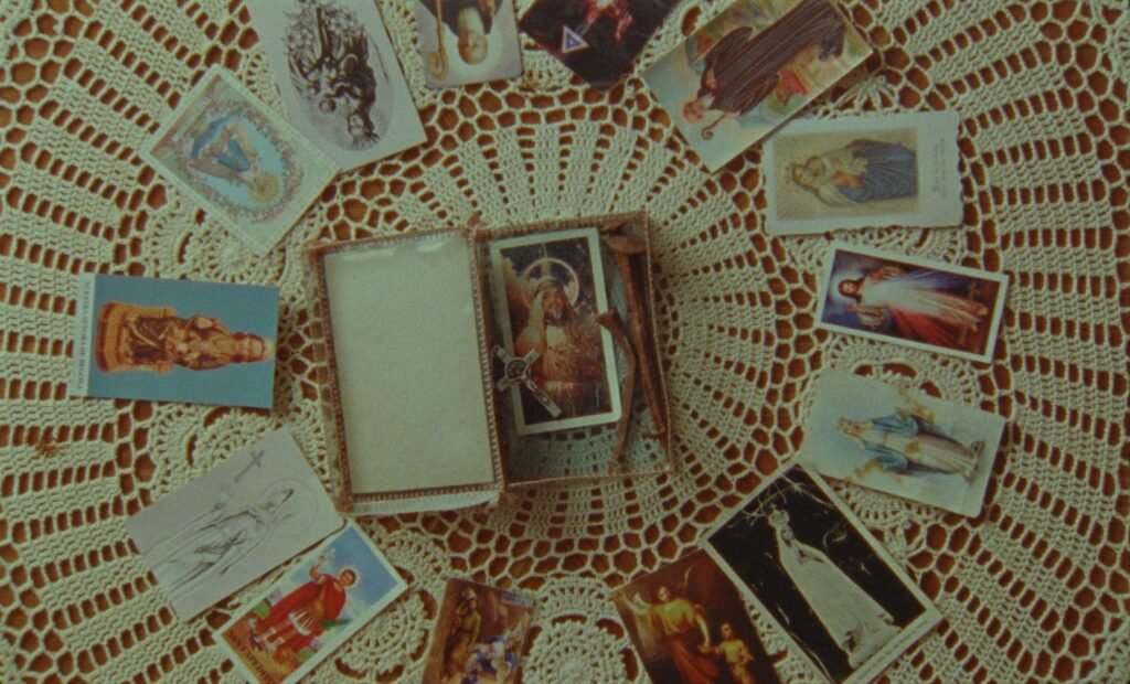 Movistar Plus+ premieres the documentary series La Chaparra (Born in a Sect)