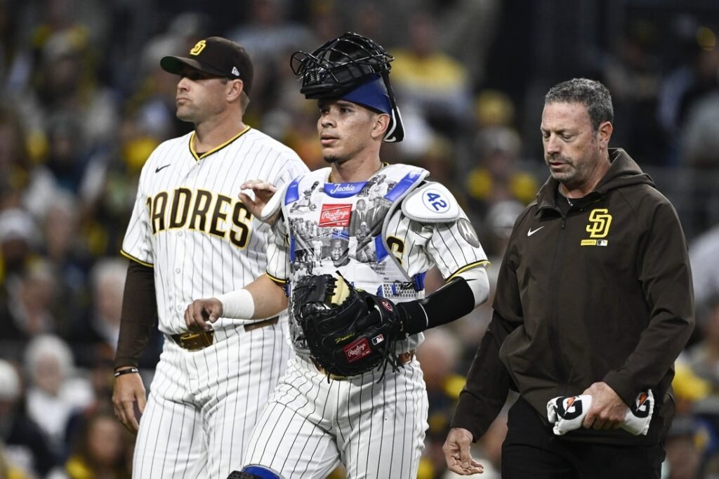 Padres C Freddy Fermin hit by foul ball but avoids concussion