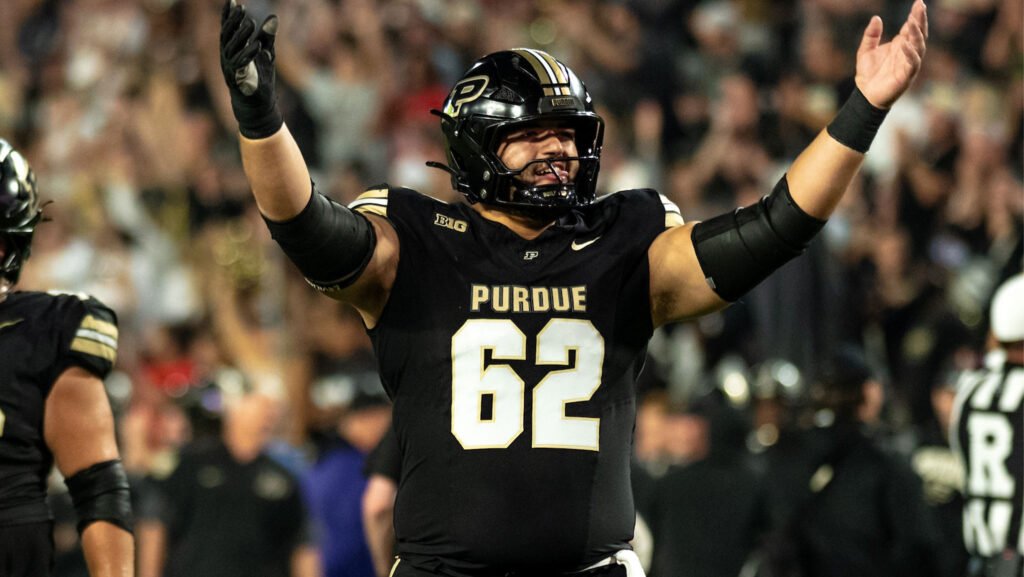 REDBLACKS sign first overall pick Giordano Vaccaro