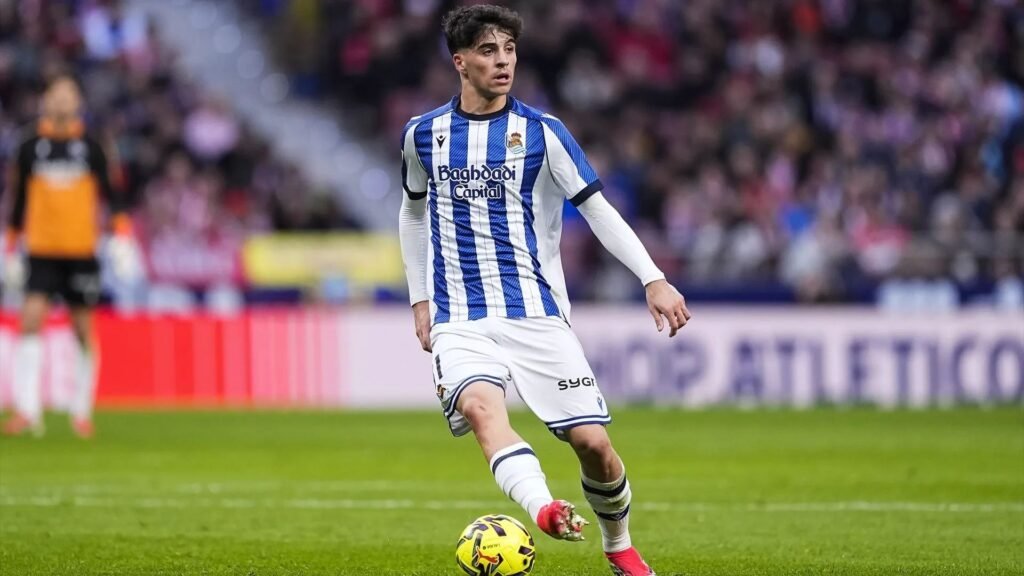 Real Madrid and Barcelona informed defender will cost €50m Real Madrid and Barcelona informed defender will cost €50m