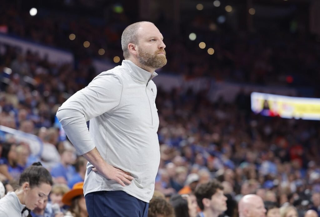 Report: Bucks hiring former Grizzlies head coach Taylor Jenkins