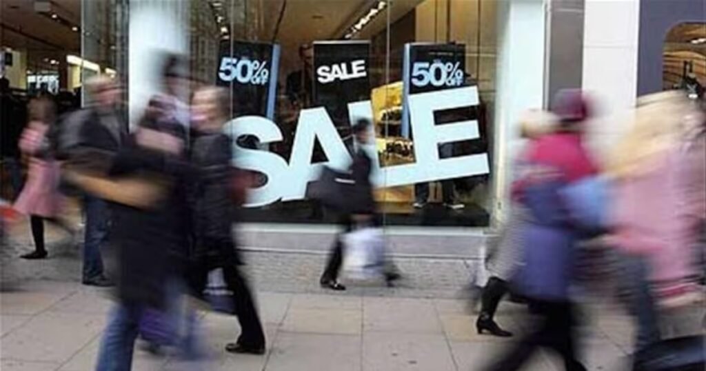 Retail Sales Rise in Britain After Iran War Prompted ‘Panic at the Pumps’