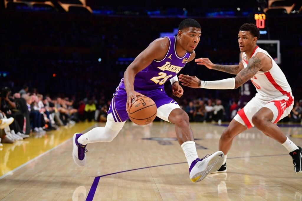 Rockets avoid elimination again, force Game 6 vs. Lakers