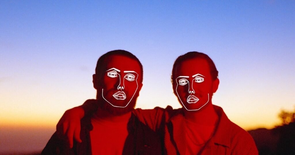 SOUND FIST: DISCLOSURE - THE SUN COMES UP TREMENDOUS