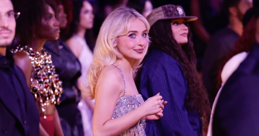 Sabrina Carpenter’s Coachella Hair Relied on This Volume Spray