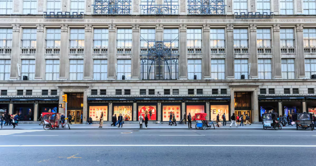 Saks Settles Fight With Simon Property, Cuts Deal With Creditors
