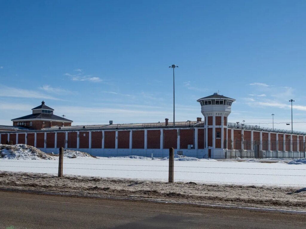 Saskatchewan prisoner awarded $65,000 for assault by guard