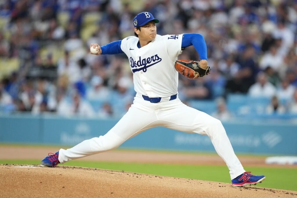 Shohei Ohtani fans 10 as Dodgers complete sweep of Mets