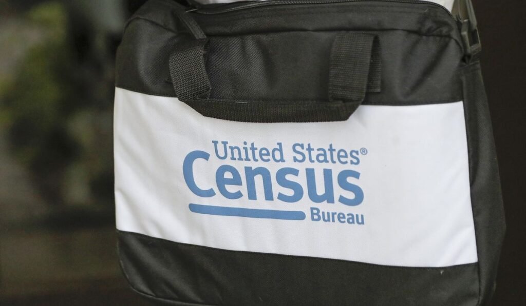 Smith remains No. 1, but U.S. sees big shift in Hispanic names