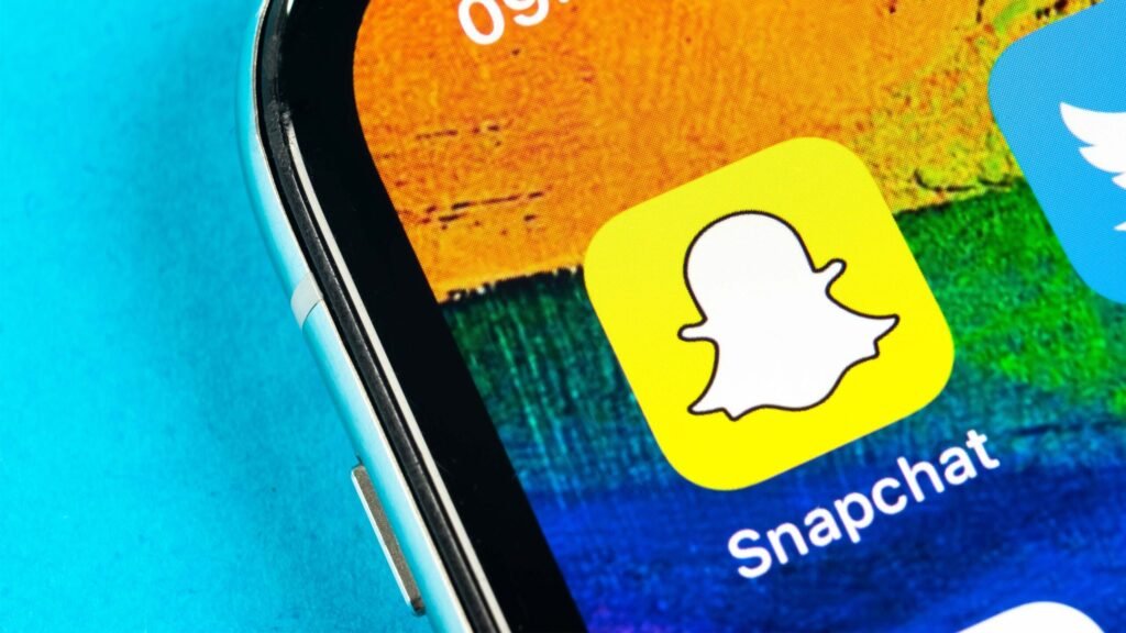 Snap cutting 16% of staff amid AI push