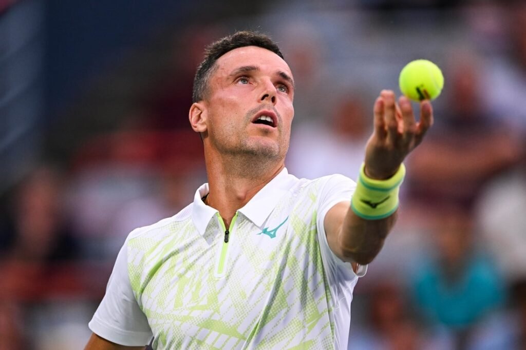 Spain's Roberto Bautista Agut retiring at end of year