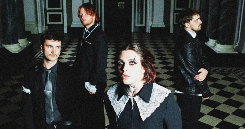 Static Dress cope with grief on “…hospice”