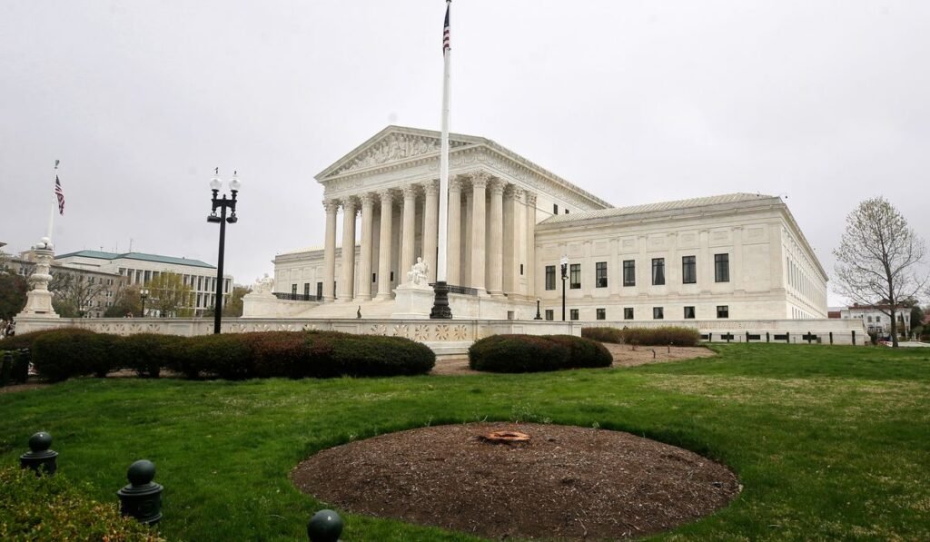 Supreme Court seems wary of limiting federal regulators’ power in a data privacy case