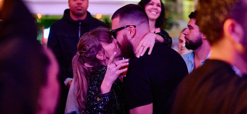 Taylor Swift's Night With Travis Kelce Includes ‘Generous’ Surprise