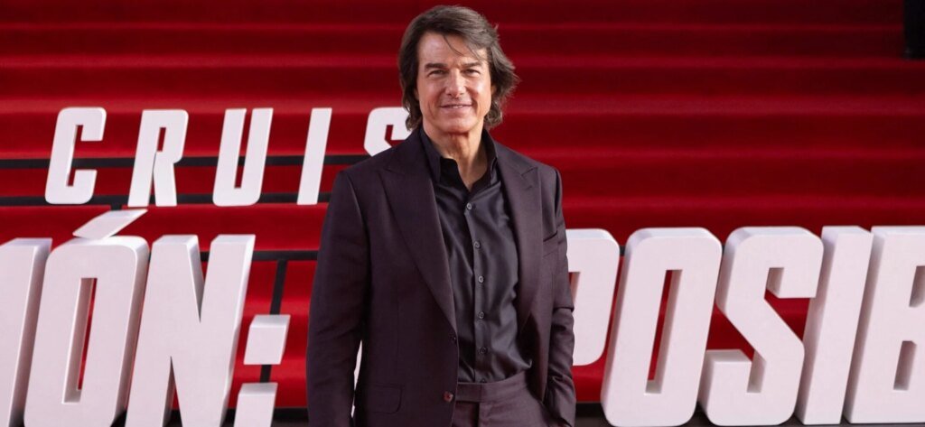 Tom Cruise Sparks Romance Rumors With '90s Star