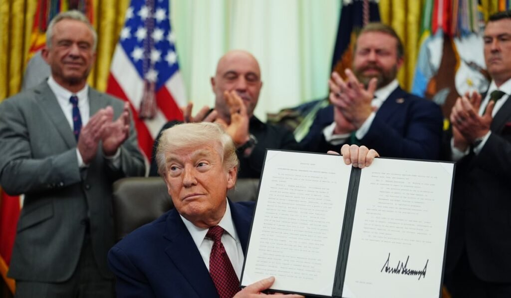 Trump signs order to expedite medical psychedelic drug treatment, research