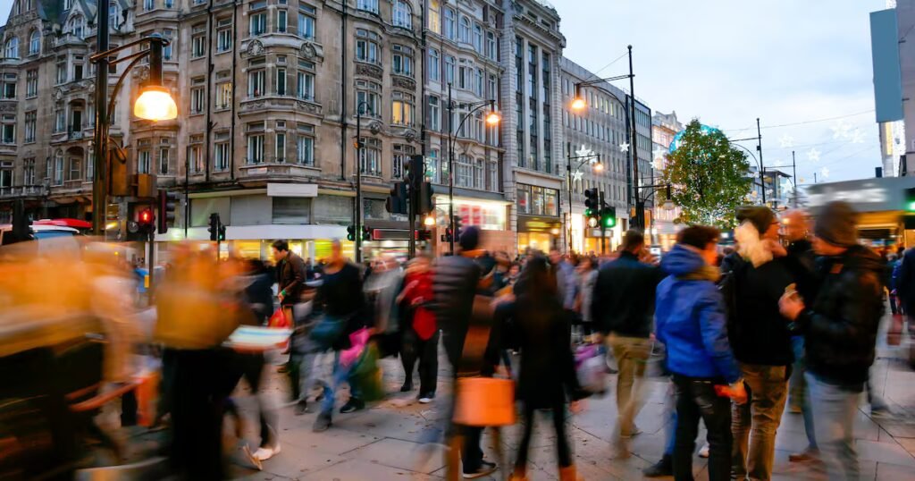 UK Retail Sales Tumble by Most in Over 40 Years