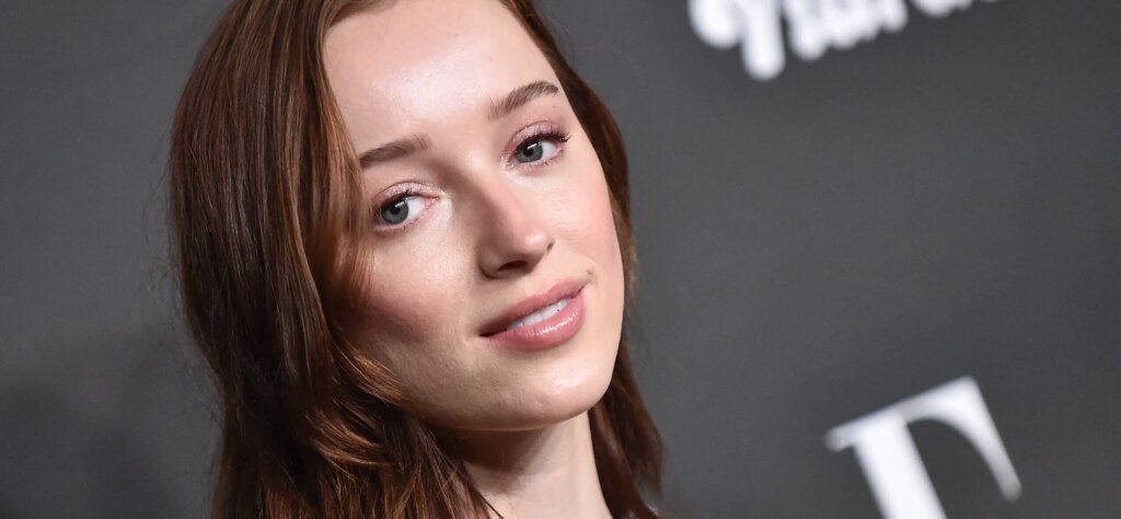 Why Phoebe Dynevor’s New Shark Thriller ‘Thrash’ Totally Sinks