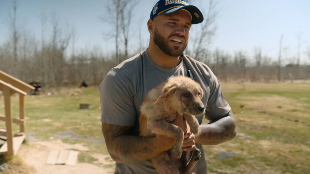 ‘Must Love Dogs’ follows Brady Oliveira behind the scenes through 2025 CFL season with Winnipeg Blue Bombers