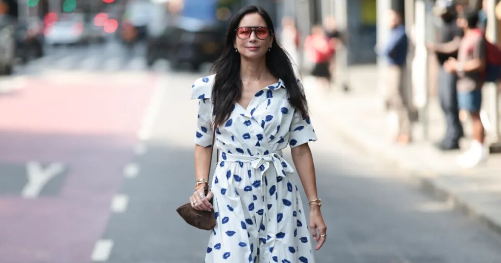 17 Loose, Flattering Summer Dress Styles to Look Hourglass 17 Loose, Flattering Summer Dress Styles to Look Hourglass