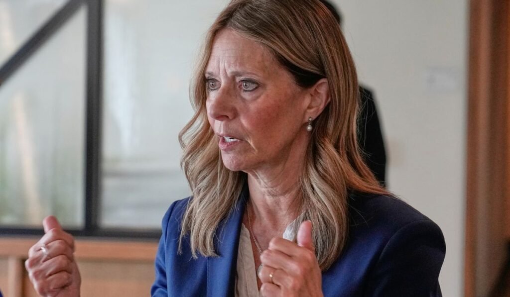 The long shadow of the COVID-19 pandemic creeps into the race for Ohio governor