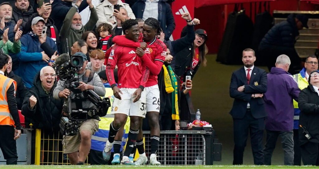 Text updates, goals and stats in Premier League, how to watch on TV and live stream