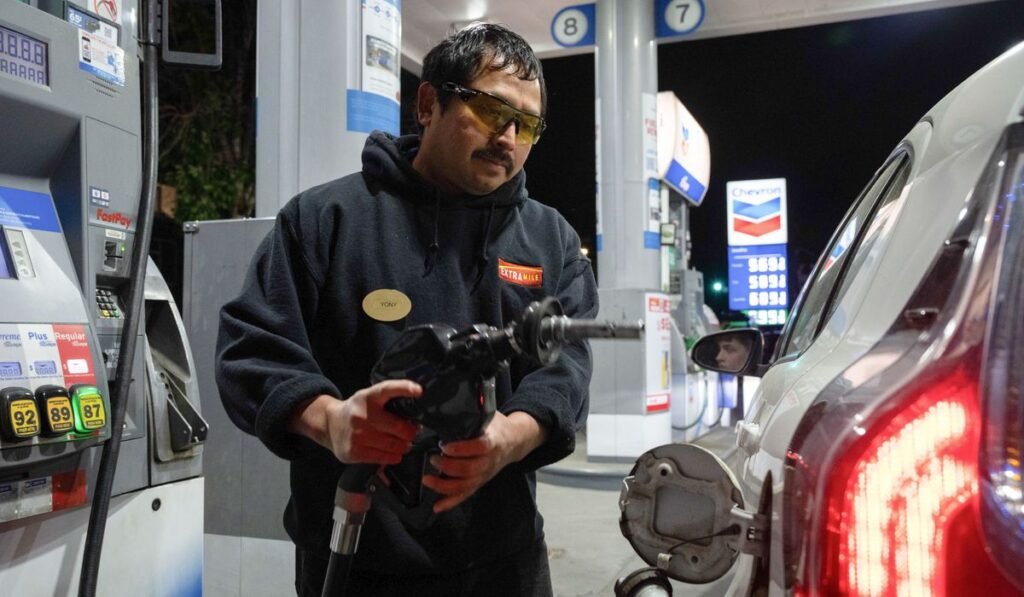 Oregon Democrats found a way to improve roads. Now their gas tax goes before voters as prices soar