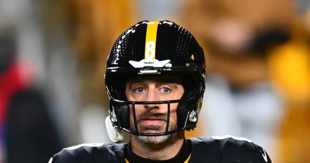 Aaron Rodgers Sports Wedding Ring Amid Intrigue About Wife Aaron Rodgers Sports Wedding Ring Amid Intrigue About Wife