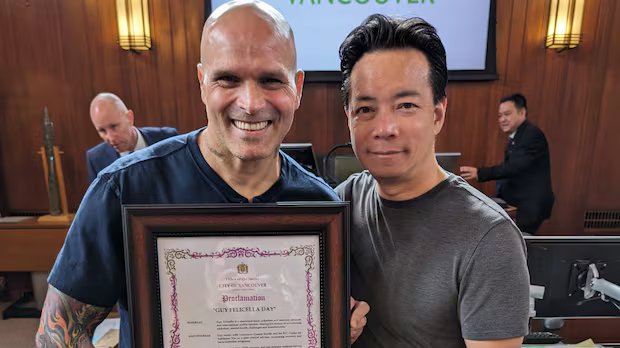 Advocate to return ‘disingenuous’ award after mayor’s opposition to Vancouver overdose prevention site Advocate to return 'disingenuous' award after mayor's opposition to Vancouver overdose prevention site
