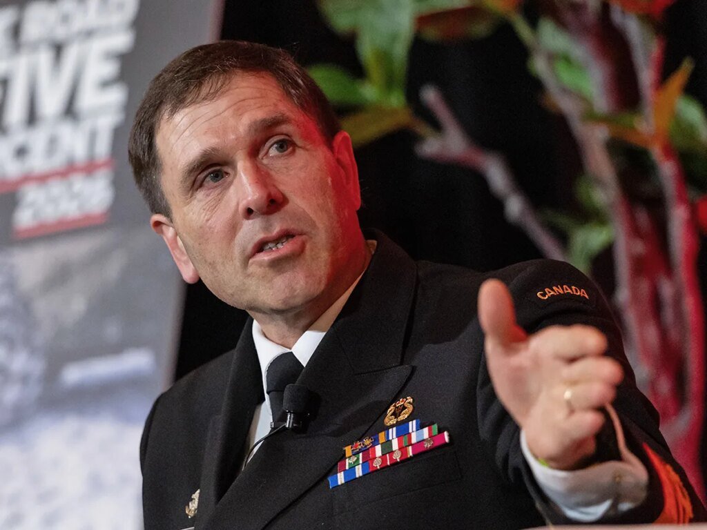 Angus Topshee, outspoken head of Canada's navy, promoted to vice chief of defence staff Angus Topshee, outspoken head of Canada's navy, promoted to vice chief of defence staff