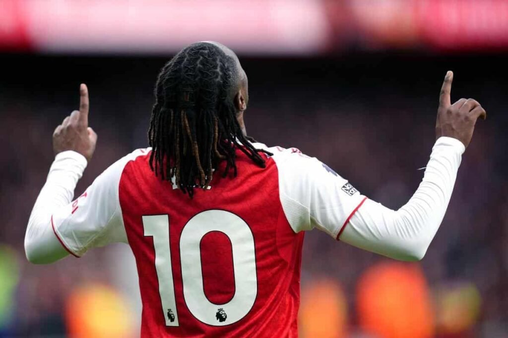 Arsenal v Fulham: Commentary, updates, goals and stats as Gunners face crunch London derby Arsenal v Fulham: Commentary, updates, goals and stats as Gunners face crunch London derby