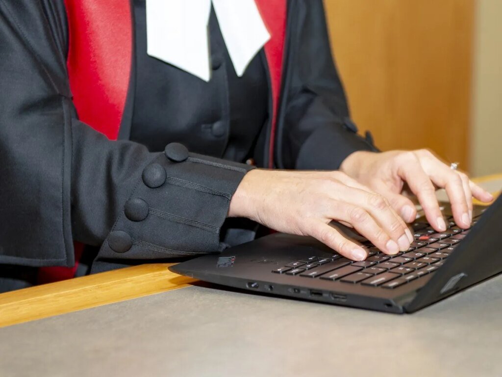 B.C. fraudster gets house arrest for bilking client out of $155,800