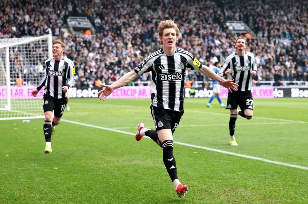 Barcelona agree €80m deal to sign Premier League forward
