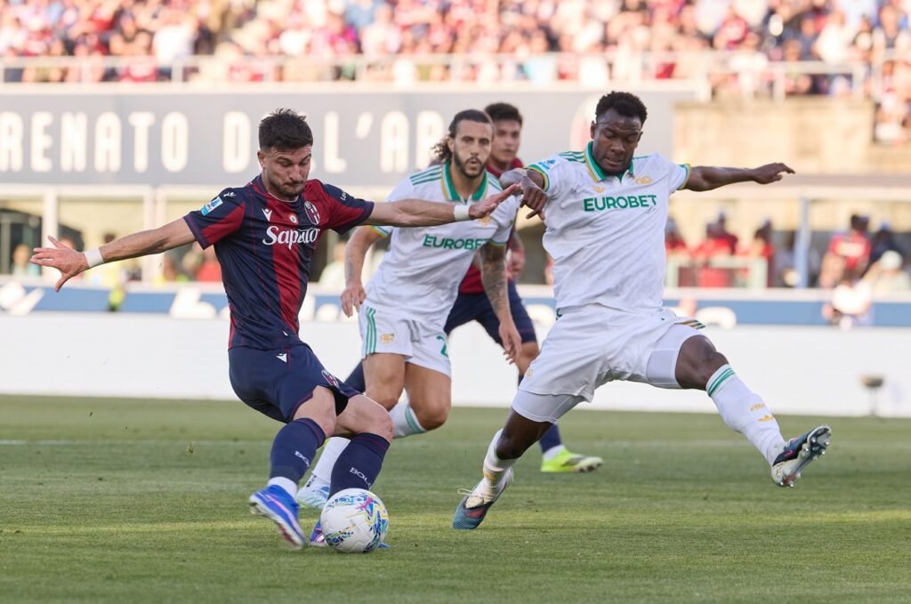 Barcelona identify Serie A star as new Bastoni alternative