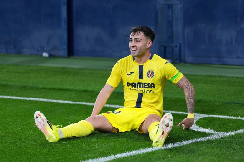 Barcelona make contact with agent of La Liga sensation
